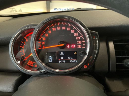 Mini One 1.5 ONE SALT | NL-AUTO! | CRUISE | AIRCO | DEALER OH! | LMV | BLUETOOTH ActivLease financial lease