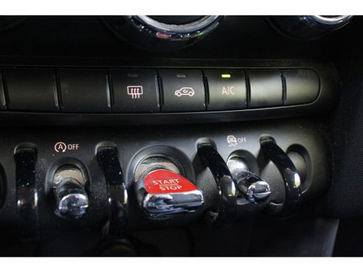 Mini One 1.5 ONE SALT | NL-AUTO! | CRUISE | AIRCO | DEALER OH! | LMV | BLUETOOTH ActivLease financial lease