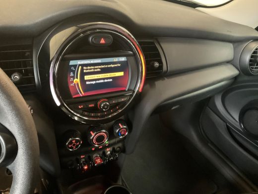 Mini One 1.5 ONE SALT | NL-AUTO! | CRUISE | AIRCO | DEALER OH! | LMV | BLUETOOTH ActivLease financial lease