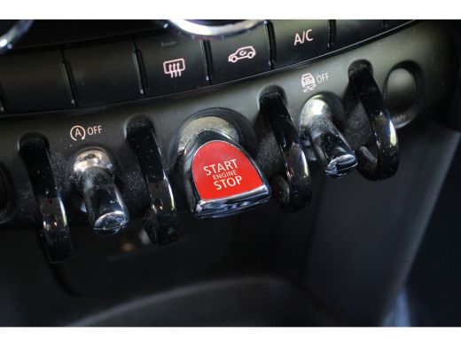 Mini One 1.5 ONE SALT | NL-AUTO! | CRUISE | AIRCO | DEALER OH! | LMV | BLUETOOTH ActivLease financial lease