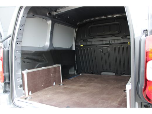 Opel Combo 1.5 BlueHDi 130 S&S L1 ActivLease financial lease