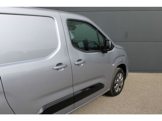 Opel Combo 1.5 BlueHDi 130 S&S L1 ActivLease financial lease