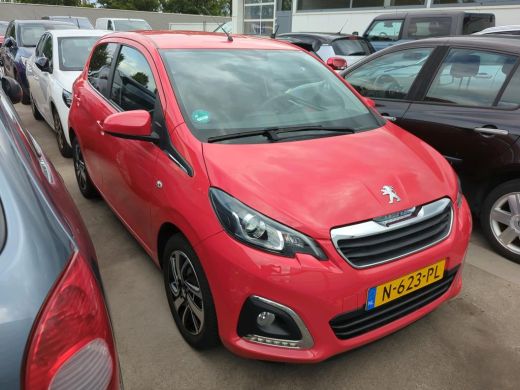 Peugeot 108 1.0 e-VTi Allure | Navi by app | Camera | Climate control | Trekhaak | Lichtmetaal | 25.000km | ActivLease financial lease