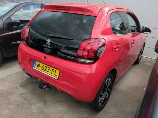 Peugeot 108 1.0 e-VTi Allure | Navi by app | Camera | Climate control | Trekhaak | Lichtmetaal | 25.000km | ActivLease financial lease