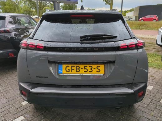 Peugeot 2008 1.2 PureTech 100 Allure | Navigatie | Camera voor + achter | Apple carplay | Nieuw model | 25.000... ActivLease financial lease