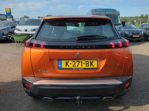 Peugeot 2008 1.2 PureTech Allure | Automaat | Navigatie | Camera | Trekhaak | 3D Instrumentenpaneel | Apple ca... ActivLease financial lease