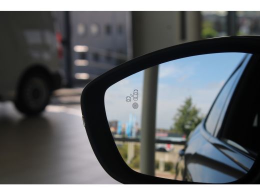Peugeot 2008 1.2 Turbo 130-PK GT PACK EAT8 AUTOMAAT | PARKEERCAMERA | ALCANTARA BEKLEDING | TREKHAAK AFNEEMBAA... ActivLease financial lease