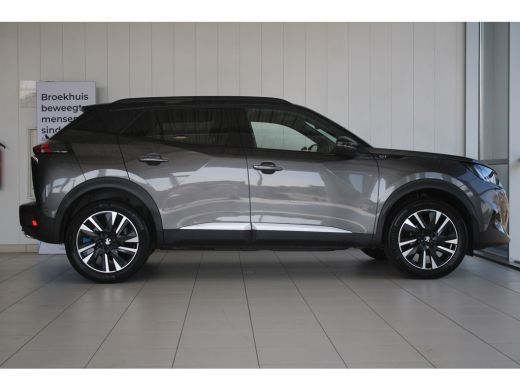 Peugeot 2008 1.2 Turbo 130-PK GT PACK EAT8 AUTOMAAT | PARKEERCAMERA | ALCANTARA BEKLEDING | TREKHAAK AFNEEMBAA... ActivLease financial lease