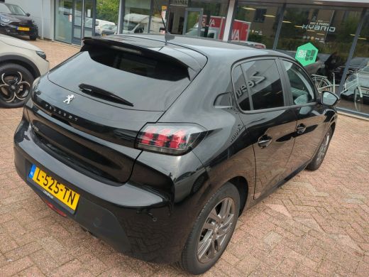 Peugeot 208 1.2 PureTech Active Pack | Navigatie | Apple carplay | Lichtmetaal | Parkeersensoren | 100pk | 55... ActivLease financial lease