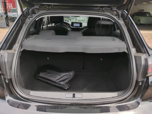 Peugeot 208 1.2 PureTech Active Pack | Navigatie | Apple carplay | Lichtmetaal | Parkeersensoren | 100pk | 55... ActivLease financial lease