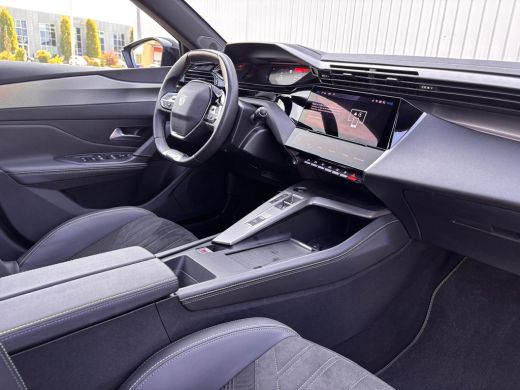 Peugeot 408 1.6 HYbrid GT 180PK Automaat | Glazen Schuif/Kantel-dak | Camera V + A | 20" Licht Metaal | Apple... ActivLease financial lease