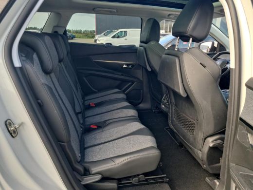 Peugeot 5008 1.2 PureTech Allure Avantage | Automaat | Navigatie | Camera | Panorama/schuifdak | Elektrische a... ActivLease financial lease