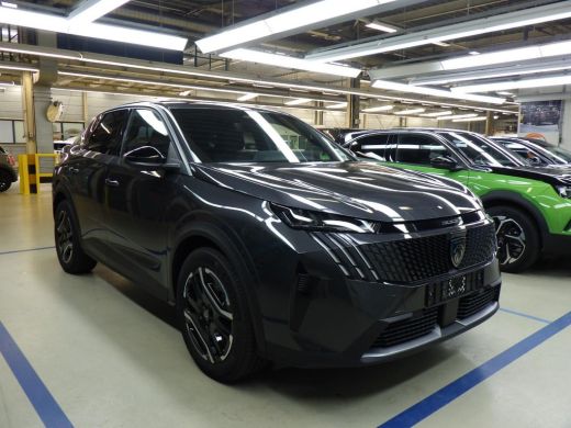 Peugeot e-3008 Allure 73 kWh | Automaat | Navigatie | Camera | Fase 3 | 1.100km | Nieuw model | Apple carplay | ActivLease financial lease