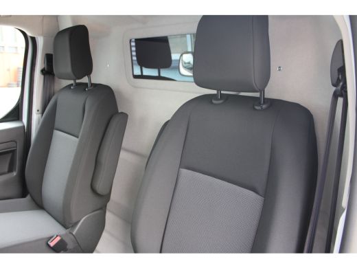 Peugeot e-Expert EV L2 75 kWh | NAVIGATIE | SENSOREN | APPLE CARPLAY/ANDROID AUTO | ActivLease financial lease