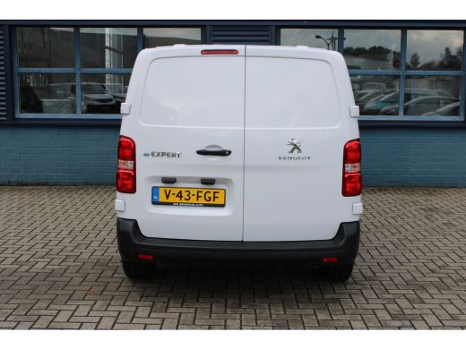 Peugeot e-Expert EV L2 75 kWh | NAVIGATIE | SENSOREN | APPLE CARPLAY/ANDROID AUTO | ActivLease financial lease