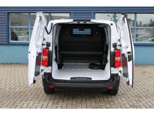 Peugeot e-Expert EV L2 75 kWh | NAVIGATIE | SENSOREN | APPLE CARPLAY/ANDROID AUTO | ActivLease financial lease