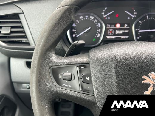 Peugeot Expert 231S 2.0 BlueHDI 180PK Automaat Premium Stoelverwarming Imperiaal Trekhaak Cruise Navi ActivLease financial lease
