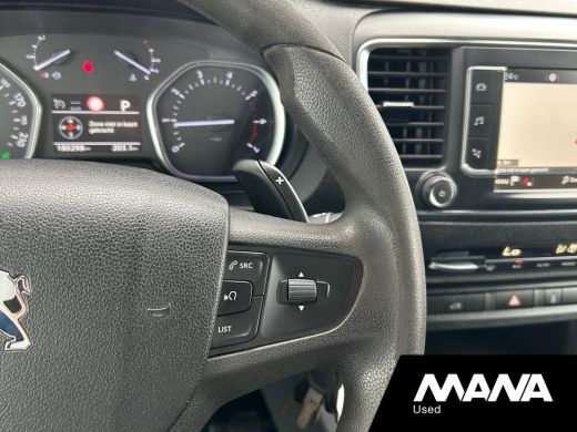 Peugeot Expert 231S 2.0 BlueHDI 180PK Automaat Premium Stoelverwarming Imperiaal Trekhaak Cruise Navi ActivLease financial lease