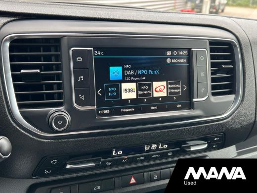 Peugeot Expert 231S 2.0 BlueHDI 180PK Automaat Premium Stoelverwarming Imperiaal Trekhaak Cruise Navi ActivLease financial lease