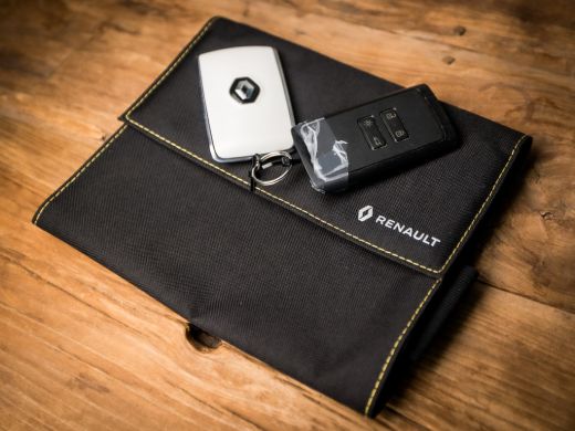 Renault Mégane Estate 1.2 TCe Limited Sport (VIRTUAL COCKPIT, APPLE CARPLAY, NAVIGATIE, CLIMATE, SPORTSTOELEN, GETINT G... ActivLease financial lease