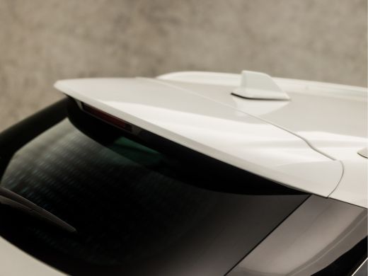 Renault Mégane Estate 1.2 TCe Limited Sport (VIRTUAL COCKPIT, APPLE CARPLAY, NAVIGATIE, CLIMATE, SPORTSTOELEN, GETINT G... ActivLease financial lease