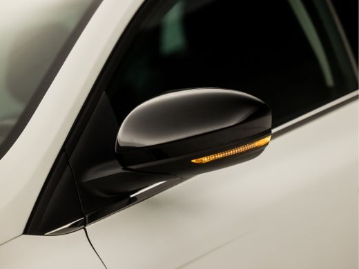 Renault Mégane Estate 1.2 TCe Limited Sport (VIRTUAL COCKPIT, APPLE CARPLAY, NAVIGATIE, CLIMATE, SPORTSTOELEN, GETINT G... ActivLease financial lease