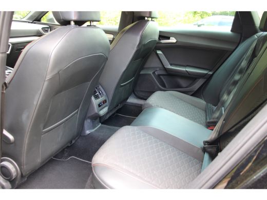 Seat Leon 2.0 TDI FR | NL-AUTO! | DEALER OH! | 1 EIGENAAR! | ADAPTIVE CRUISE | DODE HOEK SENS | CAMERA | LE... ActivLease financial lease