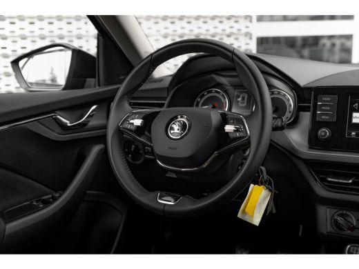 Skoda Kamiq 1.0 TSI Ambition | Apple Carplay | Airco | LM 16" | Cruise Control | ActivLease financial lease
