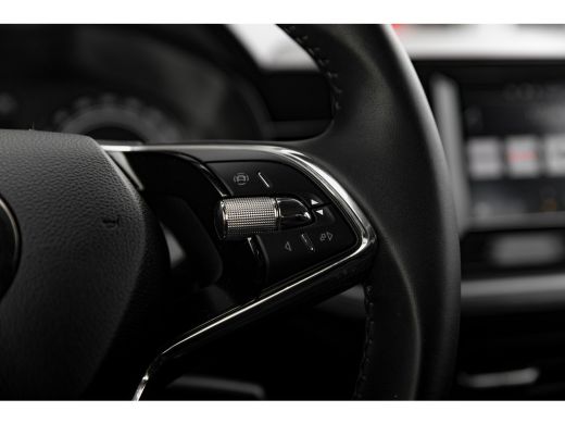 Skoda Kamiq 1.0 TSI Ambition | Apple Carplay | Airco | LM 16" | Cruise Control | ActivLease financial lease