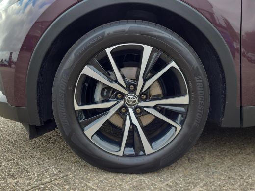 Toyota C-HR 1.8 Hybrid 140 Dynamic | Apple CarPlay | Navigatie | Blindspot | Rijklaarprijs incl garantie | ActivLease financial lease