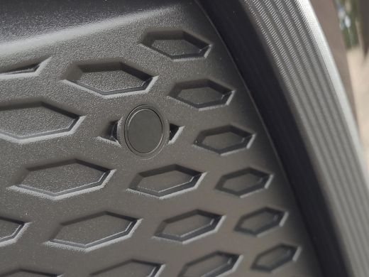 Toyota C-HR 1.8 Hybrid 140 Dynamic | Apple CarPlay | Navigatie | Blindspot | Rijklaarprijs incl garantie | ActivLease financial lease