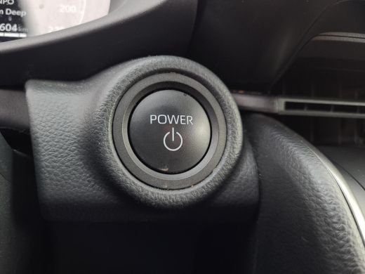 Toyota C-HR 1.8 Hybrid 140 Dynamic | Apple CarPlay | Navigatie | Blindspot | Rijklaarprijs incl garantie | ActivLease financial lease