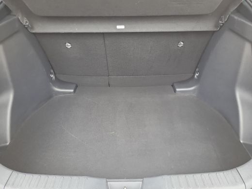 Toyota C-HR 1.8 Hybrid 140 Dynamic | Apple CarPlay | Navigatie | Blindspot | Rijklaarprijs incl garantie | ActivLease financial lease