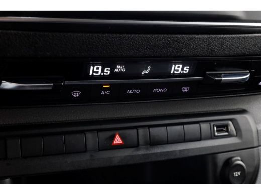 Toyota ProAce Worker 2.0 D-4D 120pk Professional Long D.C. Airco/Navi/2x Schuifdeur 03-2020 ActivLease financial lease