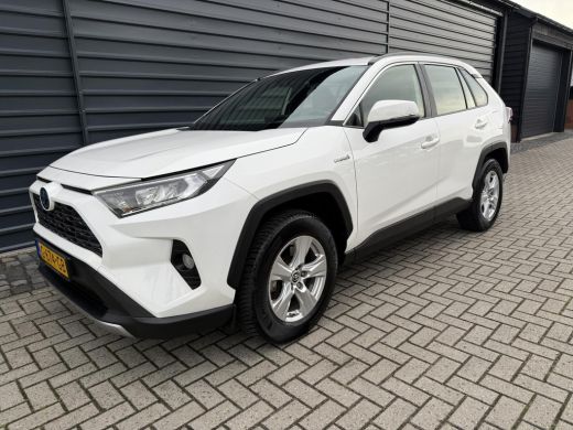 Toyota RAV4 2.5 Hybrid AWD Active Led Navi Trekhaak 1650 KG Toyota RAV4 2.5 Hybrid AWD Active Led Navi Trekhaak 1650 KG