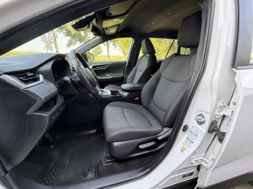 Toyota RAV4 2.5 Hybrid AWD Active Led Navi Trekhaak 1650 KG ActivLease financial lease