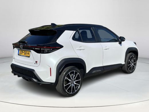 Toyota Yaris Cross 1.5 Hybrid 130 GR Sport | Navigatie | Apple CarPlay/Android auto | Elektrische achterklep ActivLease financial lease
