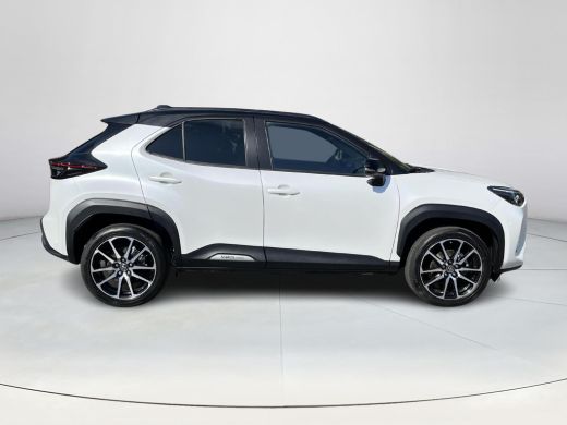 Toyota Yaris Cross 1.5 Hybrid 130 GR Sport | Navigatie | Apple CarPlay/Android auto | Elektrische achterklep ActivLease financial lease