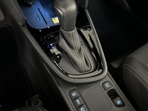 Toyota Yaris Cross 1.5 Hybrid Adventure ActivLease financial lease