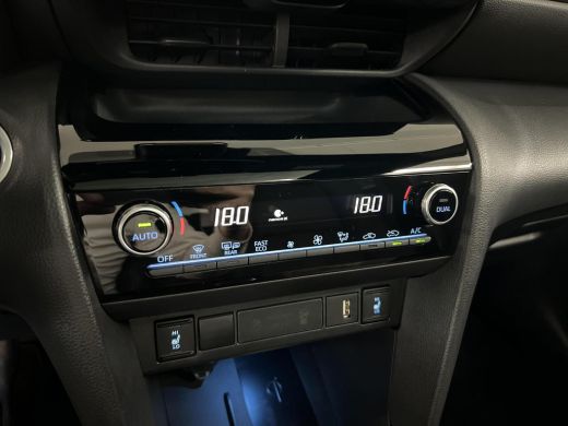 Toyota Yaris Cross 1.5 Hybrid Adventure ActivLease financial lease