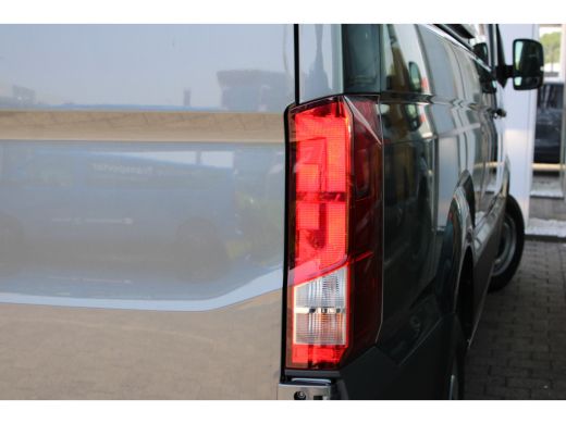 Volkswagen Crafter 35 2.0 TDI L3H3 Exclusive BPM Vrij | 177 pk | ACC | Navigatie | Digtiale Cockpit | Diefstalalarm ... ActivLease financial lease