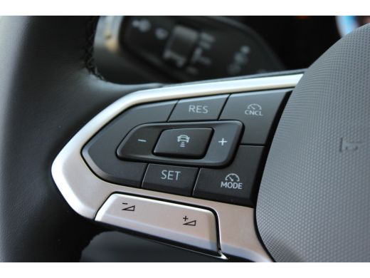 Volkswagen Crafter 35 2.0 TDI L3H3 Exclusive BPM Vrij | 177 pk | ACC | Navigatie | Digtiale Cockpit | Diefstalalarm ... ActivLease financial lease