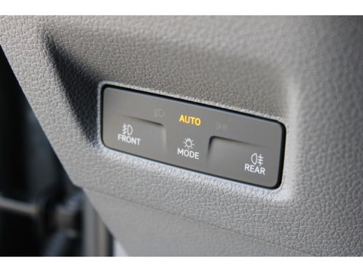 Volkswagen Crafter 35 2.0 TDI L3H3 Exclusive BPM Vrij | 177 pk | ACC | Navigatie | Digtiale Cockpit | Diefstalalarm ... ActivLease financial lease