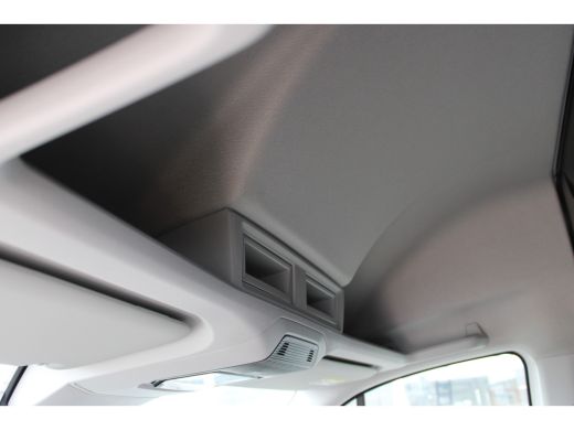 Volkswagen Crafter 35 2.0 TDI L3H3 Trendline BPM VRIJ | 141 PK | Trekhaak | Cruise Control | Apple Carplay | PDC | C... ActivLease financial lease