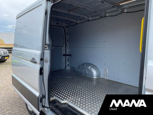 Volkswagen Crafter 35 2.0TDI L3H2 Comfortline Airco Cruise Navi Carplay ActivLease financial lease