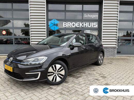 Volkswagen e-Golf E-DITION 136 pk | SoH 91% | Apple Carplay | Cruise controle | Navigatie | Led koplampen | Parkeer... Volkswagen e-Golf E-DITION 136 pk | SoH 91% | Apple Carplay | Cruise controle | Navigatie | Led koplampen | Parkeer...