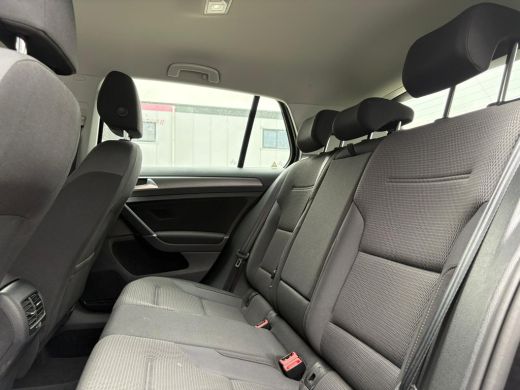 Volkswagen e-Golf E-DITION 136 pk | SoH 91% | Apple Carplay | Cruise controle | Navigatie | Led koplampen | Parkeer... ActivLease financial lease