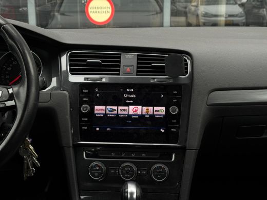 Volkswagen e-Golf E-DITION 136 pk | SoH 91% | Apple Carplay | Cruise controle | Navigatie | Led koplampen | Parkeer... ActivLease financial lease