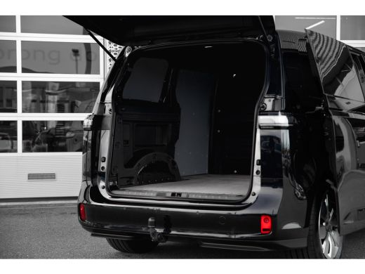 Volkswagen ID. Buzz Cargo 150 kW | Trekhaak |  Stoelverwarming | Adaptive Cruise | ActivLease financial lease
