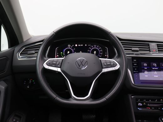 Volkswagen Tiguan 1.4 TSI eHybrid Elegance 245PK DSG Pano-Schuifdak, Volleder, Memorystoel, 360gr. Camera, Side Ass... ActivLease financial lease